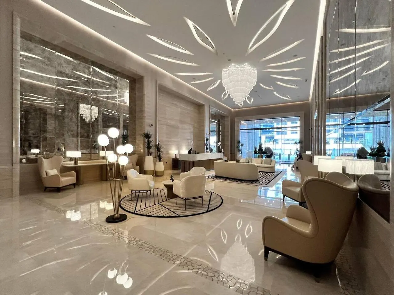 Iconic Views At The Palm Tower Suite Vista Oases Dubai Apartment