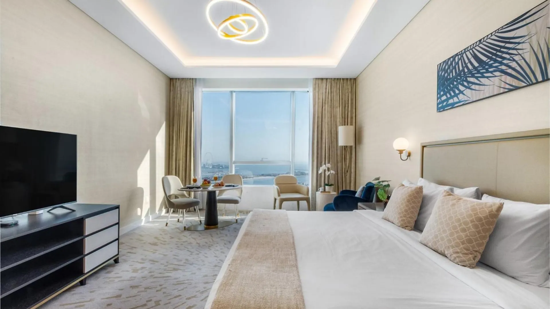 Iconic Views At The Palm Tower Suite Vista Oases Dubai Apartment